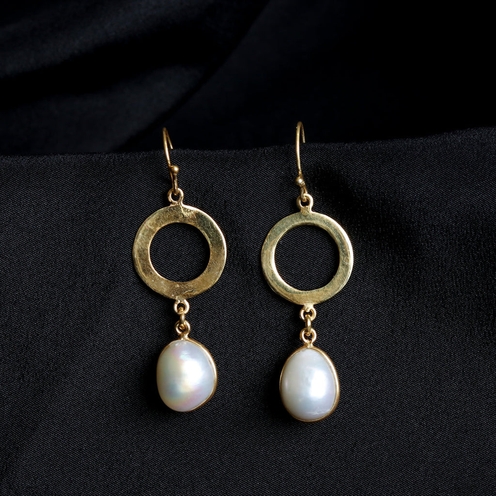 Radiant Pearl Drop Earrings-2